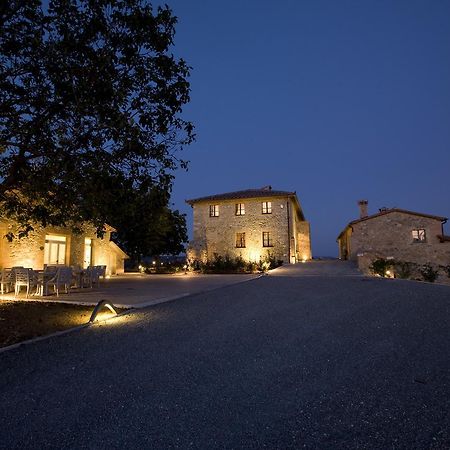 Villa Il Castagno Wine & Resort シエーナ エクステリア 写真