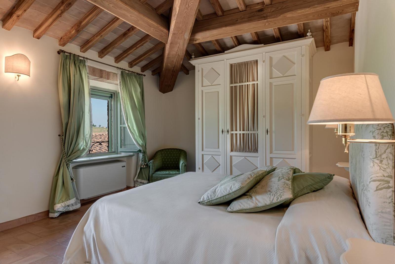 Villa Il Castagno Wine & Resort シエーナ エクステリア 写真