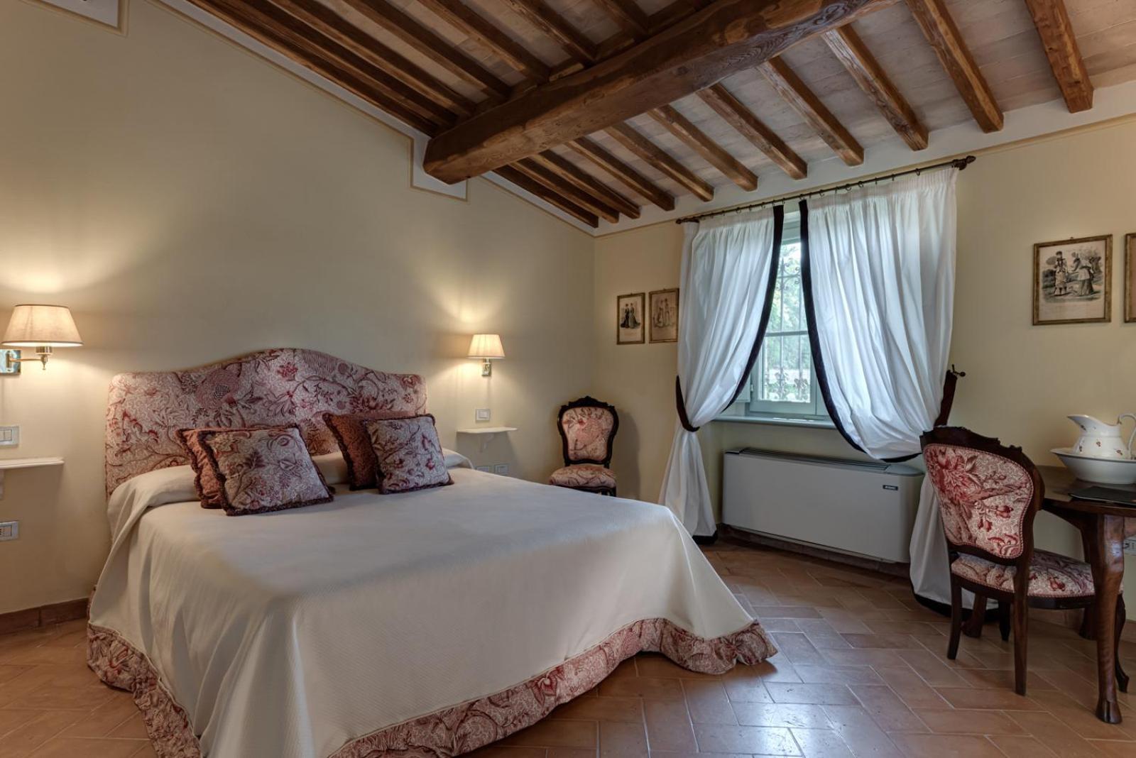Villa Il Castagno Wine & Resort シエーナ エクステリア 写真