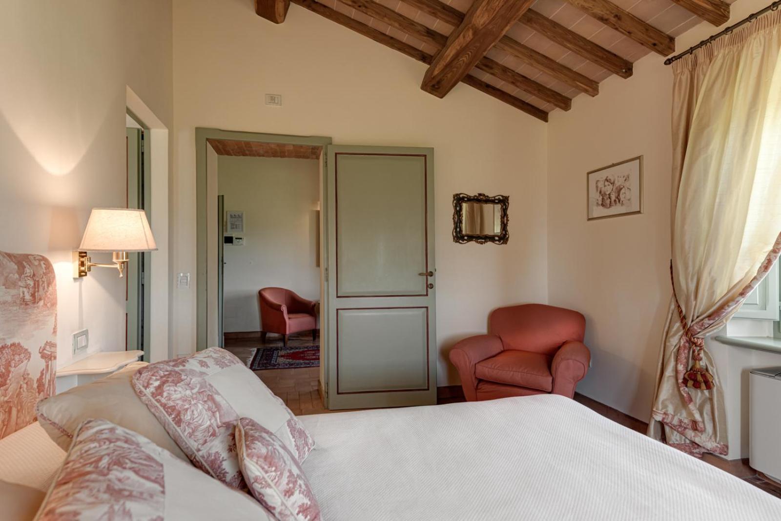 Villa Il Castagno Wine & Resort シエーナ エクステリア 写真