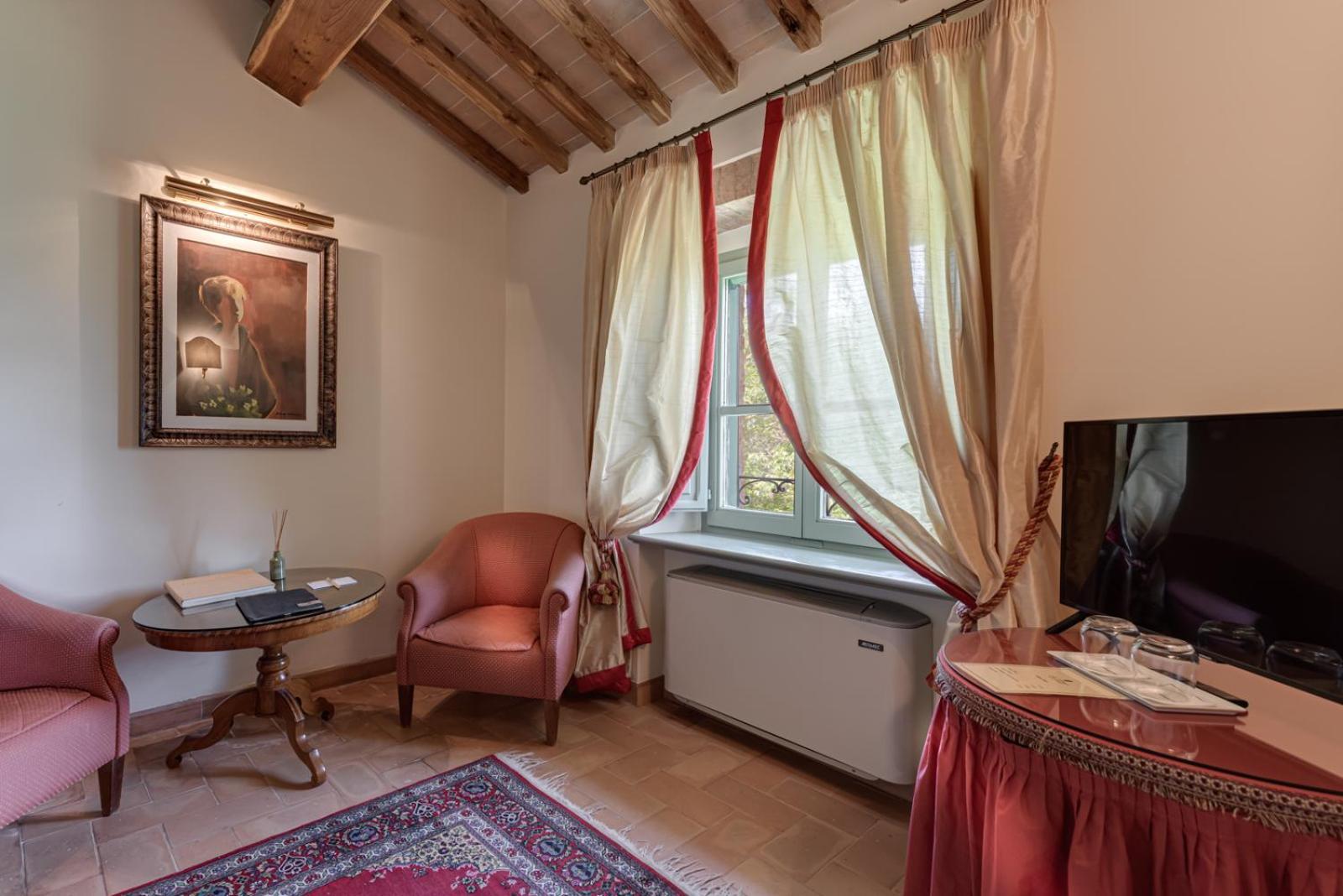 Villa Il Castagno Wine & Resort シエーナ エクステリア 写真