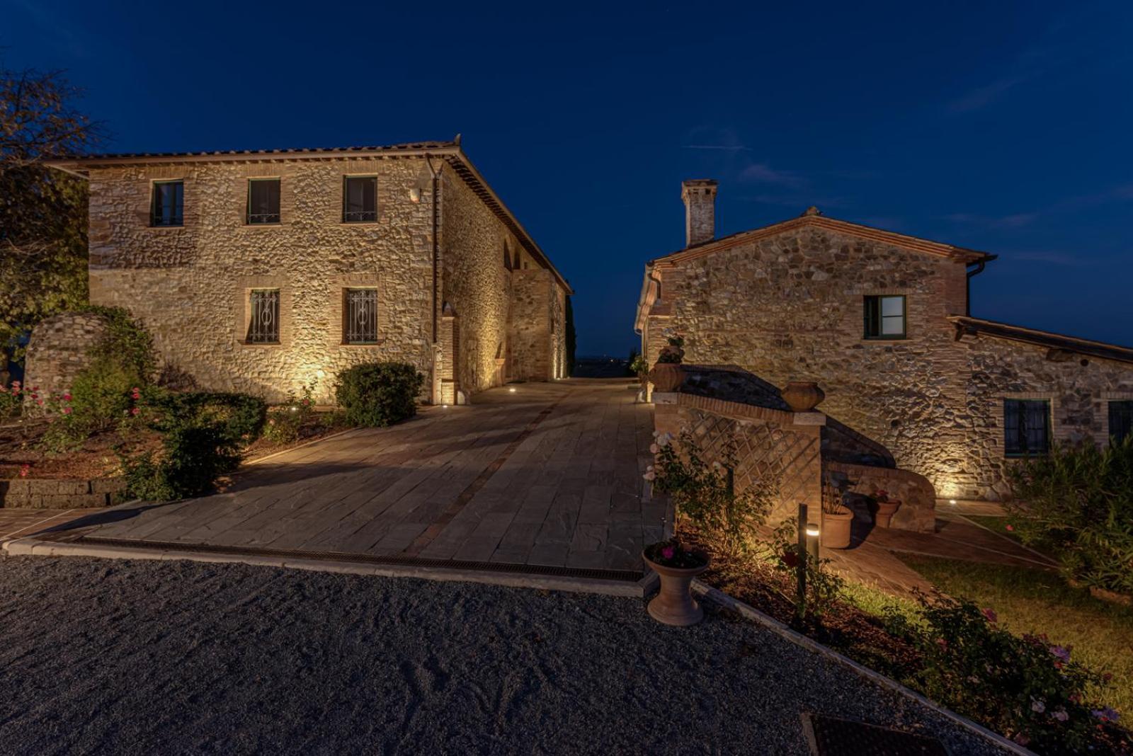 Villa Il Castagno Wine & Resort シエーナ エクステリア 写真