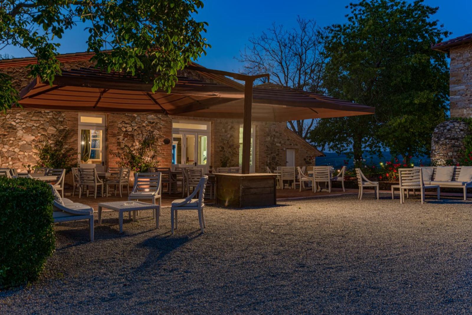 Villa Il Castagno Wine & Resort シエーナ エクステリア 写真
