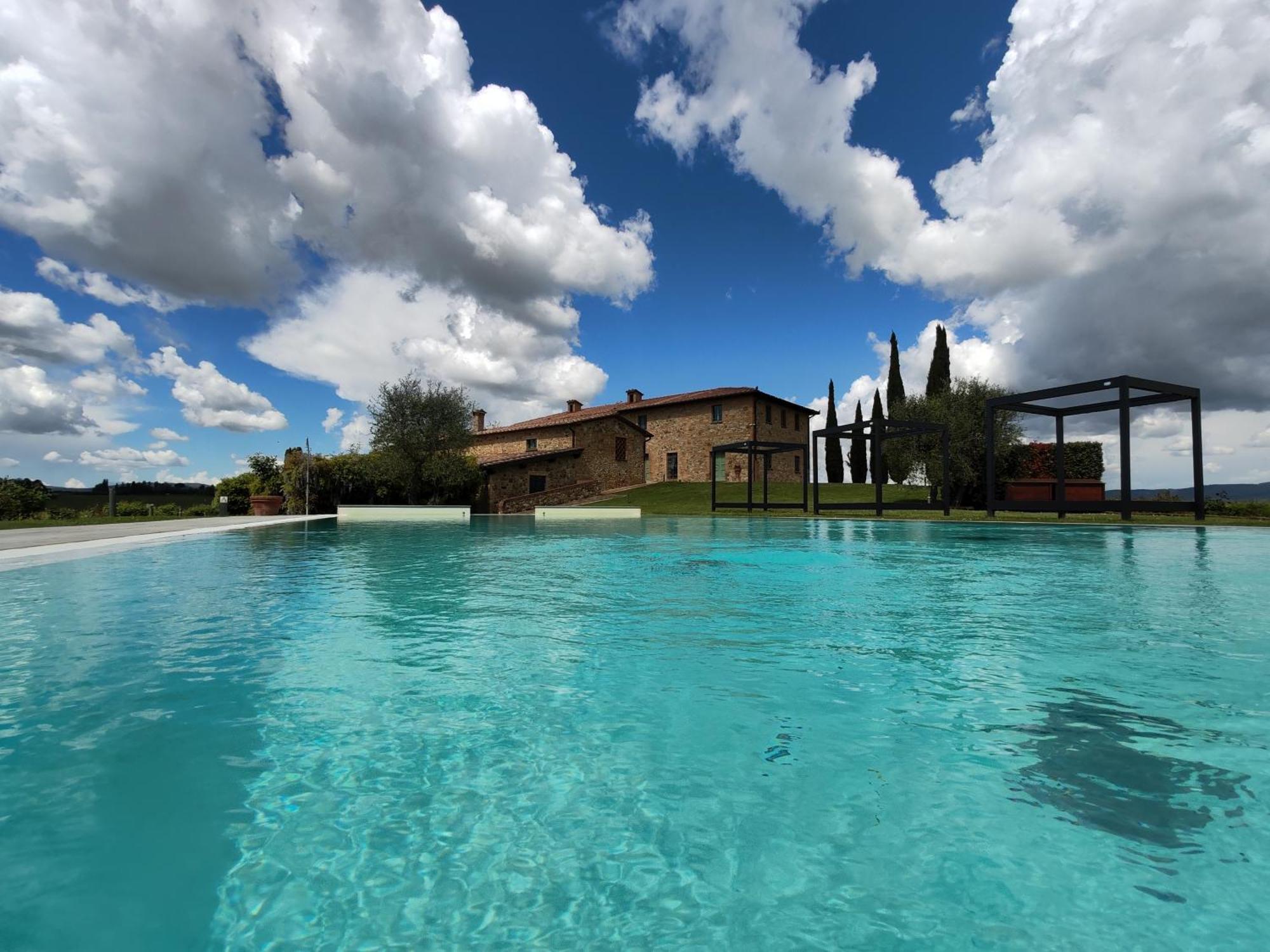 Villa Il Castagno Wine & Resort シエーナ エクステリア 写真
