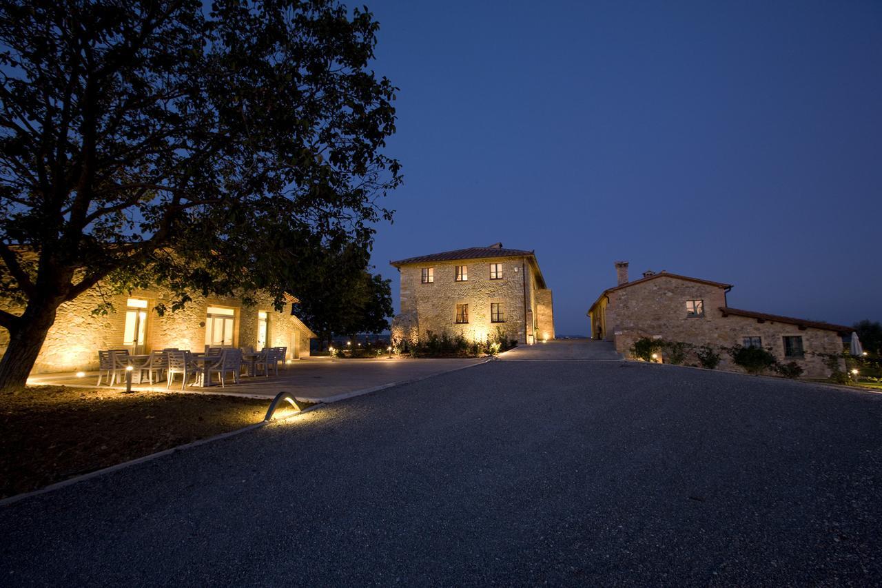Villa Il Castagno Wine & Resort シエーナ エクステリア 写真